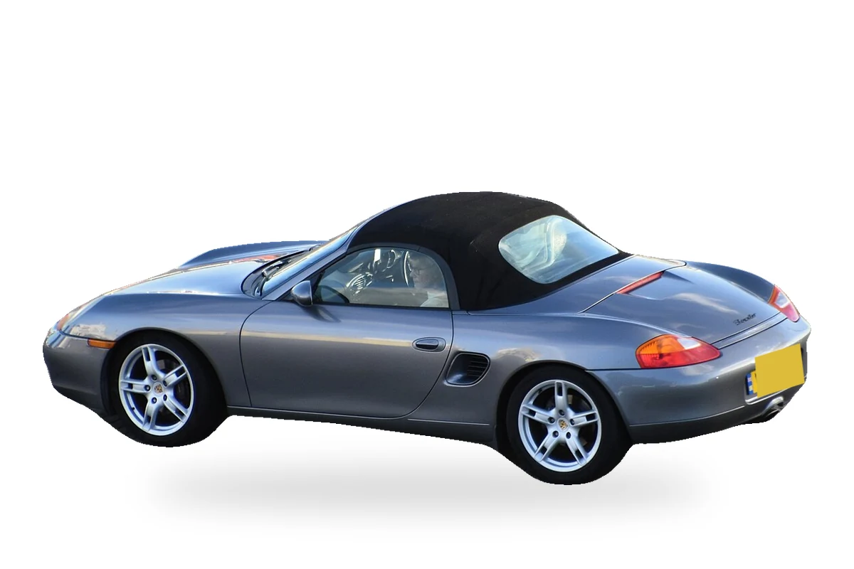 Grauer Porsche Boxster 986 von 2001 auf weißem Hintergrund